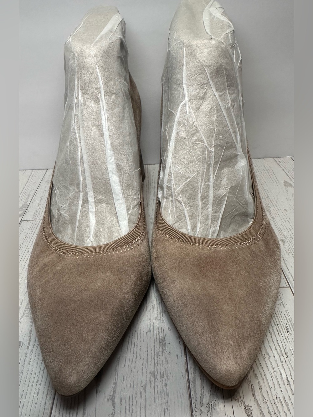 NWT- Gentle Souls by Kenneth Cole ‘Dionne’ Suede Women's Pumps, Mushroom, Sz 8M